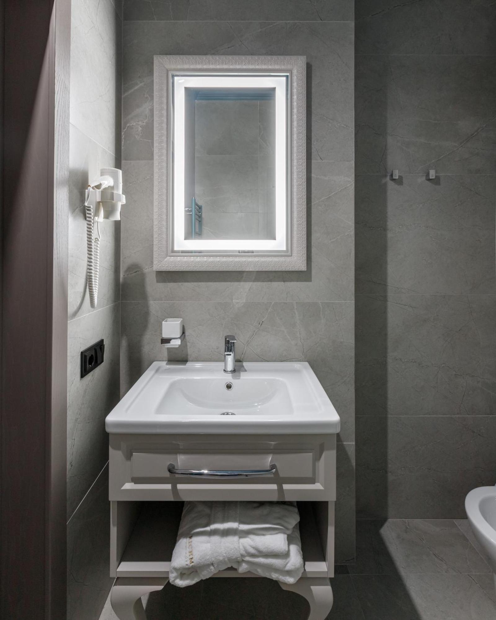 Richmond Hotel Κισινάου Εξωτερικό φωτογραφία